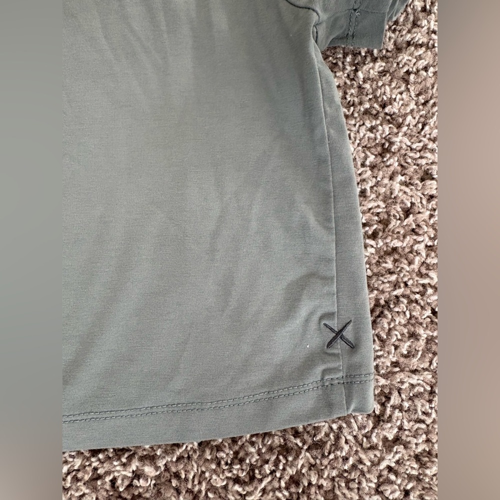 Cuts Almost Friday Cropped Tee Sage Size Small - Picture 4 of 4